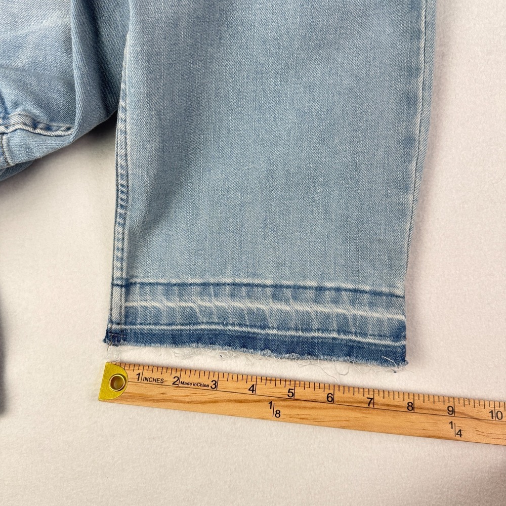 NWT Lee Womens Capri Jeans Size 20W Medium (40x22) Regular Fit Mid Rise Cropped - Picture 13 of 13